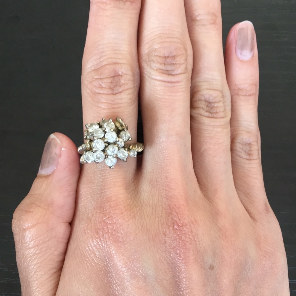 Vintage gold diamond cluster cornucopia ring